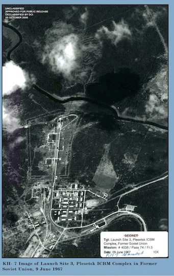 Illustration for article titled Never Before Seen Satellite Spy Shots from the Depths of the Cold War